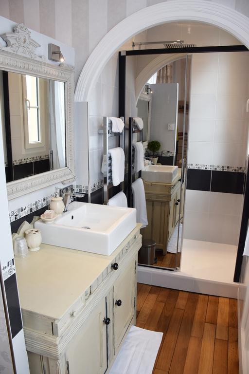 La Porte De Bretagne 佩罗讷 客房 照片