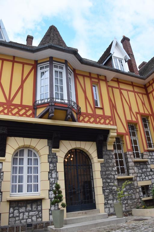 La Porte De Bretagne 佩罗讷 外观 照片