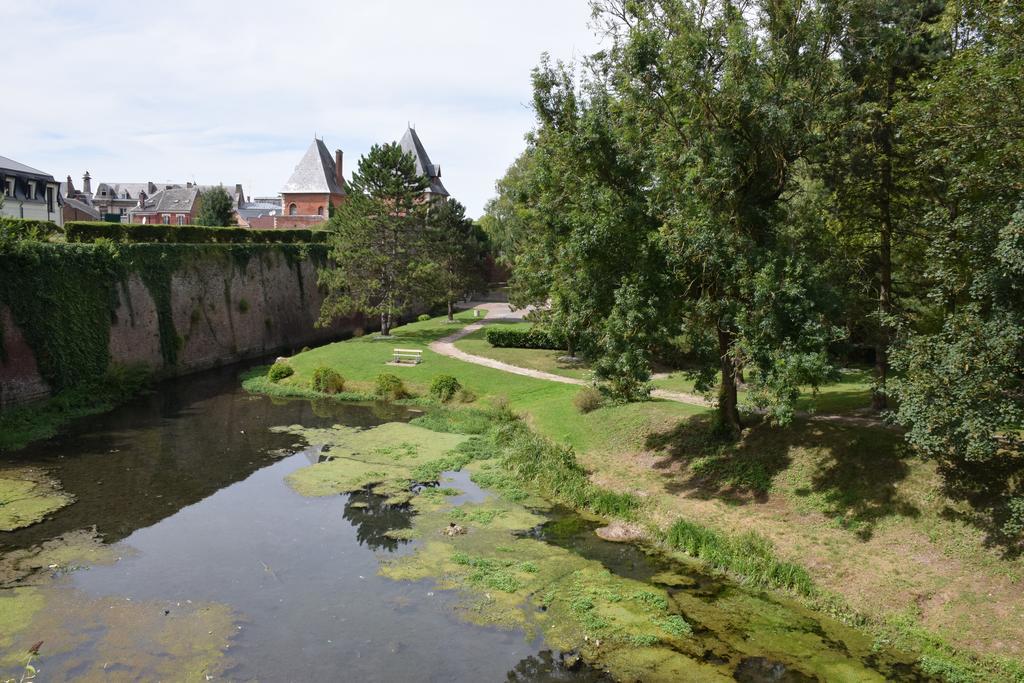 La Porte De Bretagne 佩罗讷 外观 照片